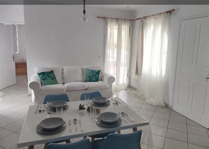 Elerin Apartment Agia Efimia